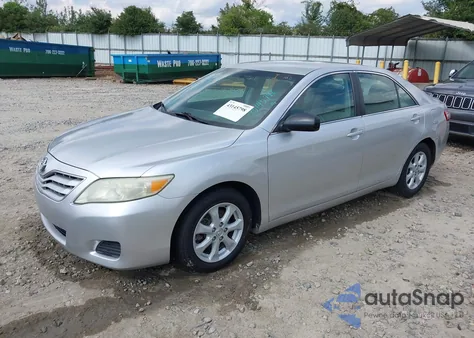 2011 Toyota Camry Le z USA, uszkodzony, nr VIN 4T1BF3EK3BU122426